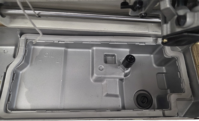 Titan TN-2530D Zigzag sewing machine
